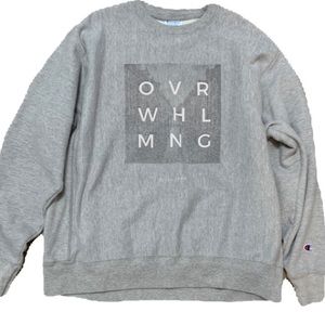 Champion Vintage Reverse Weave OVERWHELMING Sweatshirt - GREY - Men’s XL